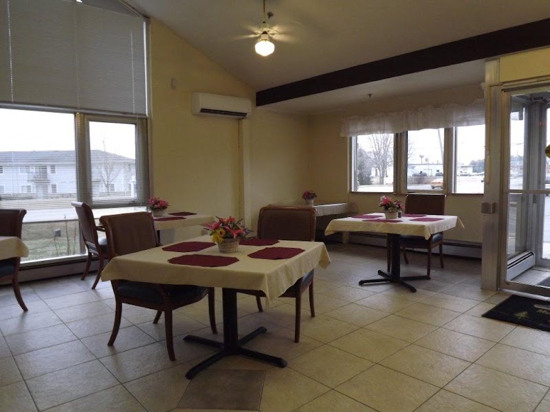 MUSKEGO HEALTH AND REHABILITATION CENTER nursing home in MUSKEGO, WI - Photo 5 of 5