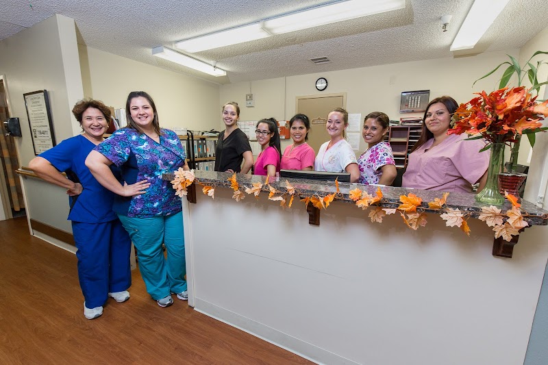 WINDSOR THE RIDGE REHABILITATION CENTER nursing home in SALINAS, CA - Photo 5 of 10