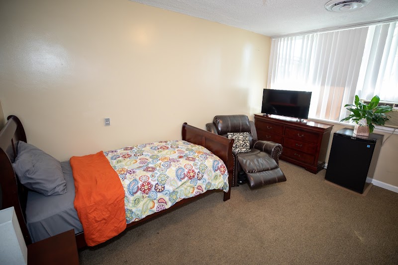 SOUTHLAND nursing home in NORWALK, CA - Photo 3 of 5