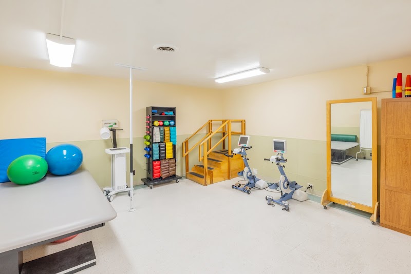 MEDICAL HILL HEALTHCARE CENTER nursing home in OAKLAND, CA - Photo 5 of 10