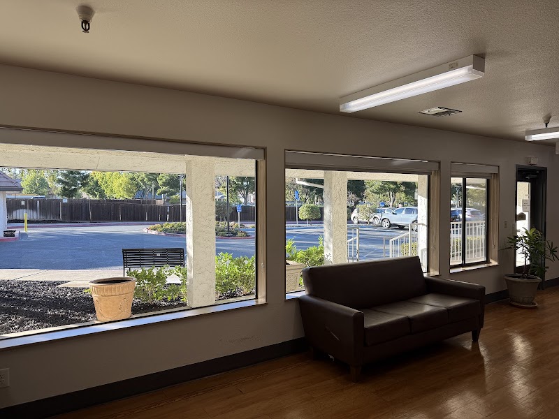 DIAMOND RIDGE HEALTHCARE CENTER nursing home in PITTSBURG, CA - Photo 2 of 5