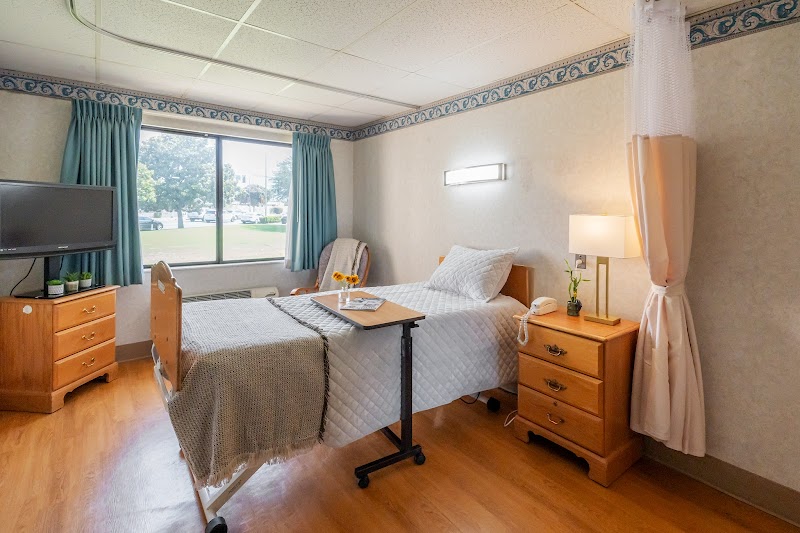 HEMET HILLS POST ACUTE nursing home in HEMET, CA - Photo 5 of 5