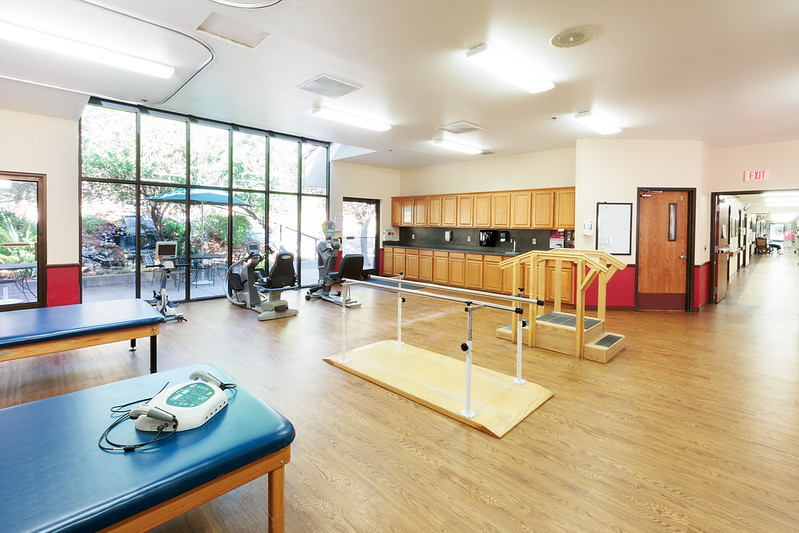 COPPER RIDGE CARE CENTER nursing home in REDDING, CA - Photo 5 of 10