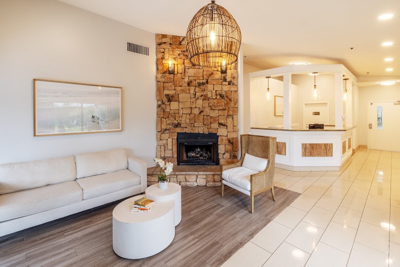 AVIARA HEALTHCARE CENTER nursing home in ENCINITAS, CA - Photo 5 of 5