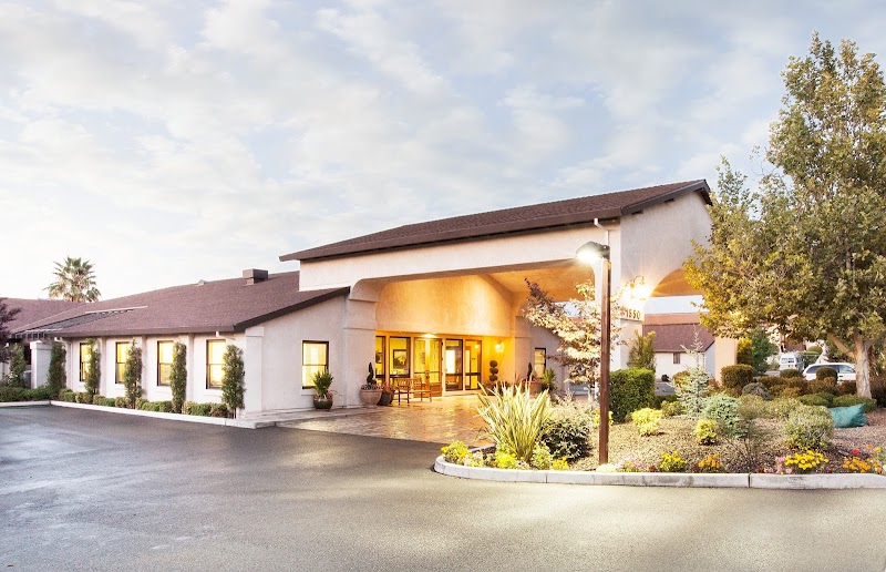 LINCOLN MEADOWS CARE CENTER nursing home in LINCOLN, CA - Photo 3 of 5