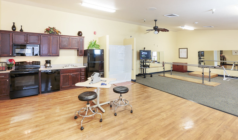 LINCOLN MEADOWS CARE CENTER nursing home in LINCOLN, CA - Photo 4 of 5