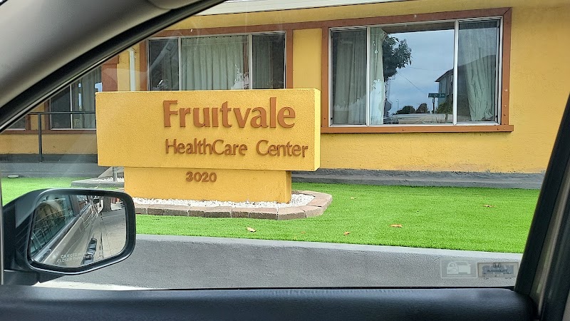 FRUITVALE HEALTHCARE CENTER nursing home in OAKLAND, CA - Photo 4 of 5
