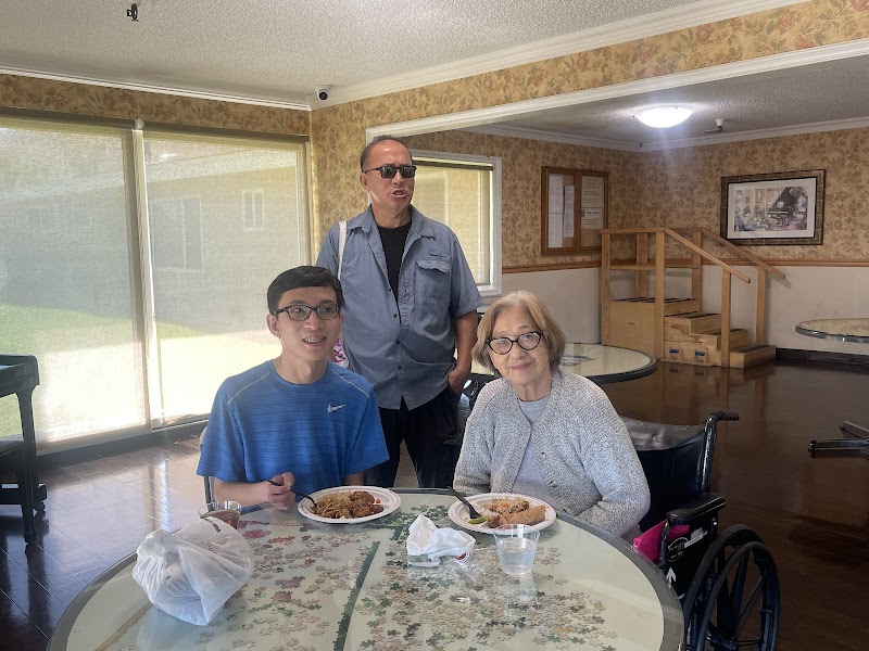 PALM TERRACE CARE CENTER nursing home in RIVERSIDE, CA - Photo 4 of 10