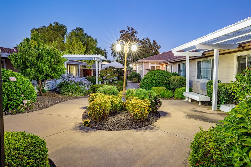 AVONDALE VILLA POST-ACUTE nursing home in LIVERMORE, CA - Photo 2 of 5