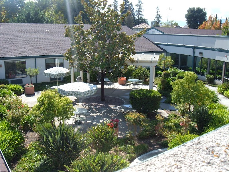 SUNNYVALE GARDENS POST ACUTE nursing home in SUNNYVALE, CA - Photo 4 of 5