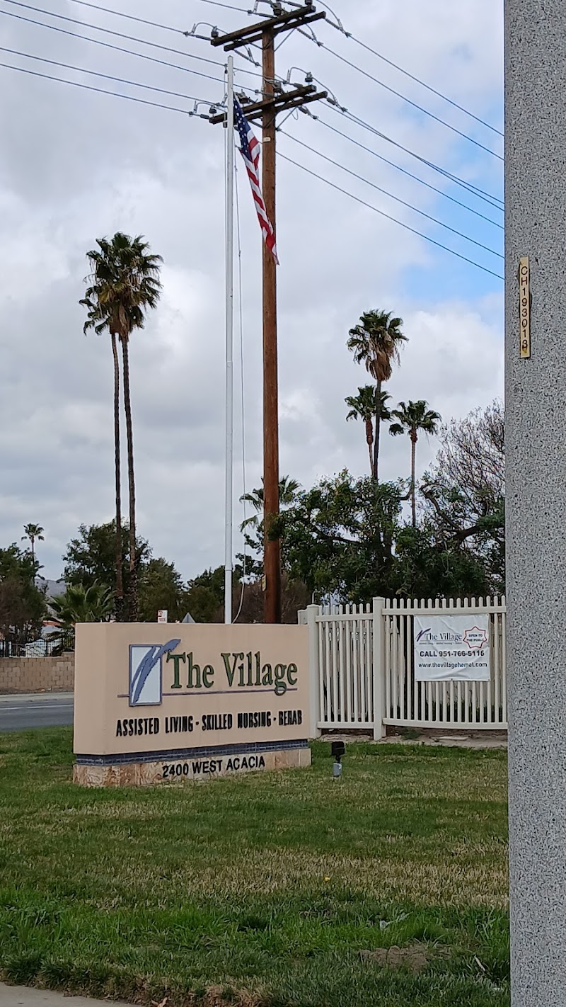 THE VILLAGE HEALTHCARE CENTER nursing home in HEMET, CA - Photo 3 of 5