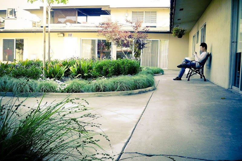 ALTA GARDENS CARE CENTER nursing home in GARDEN GROVE, CA - Photo 2 of 3