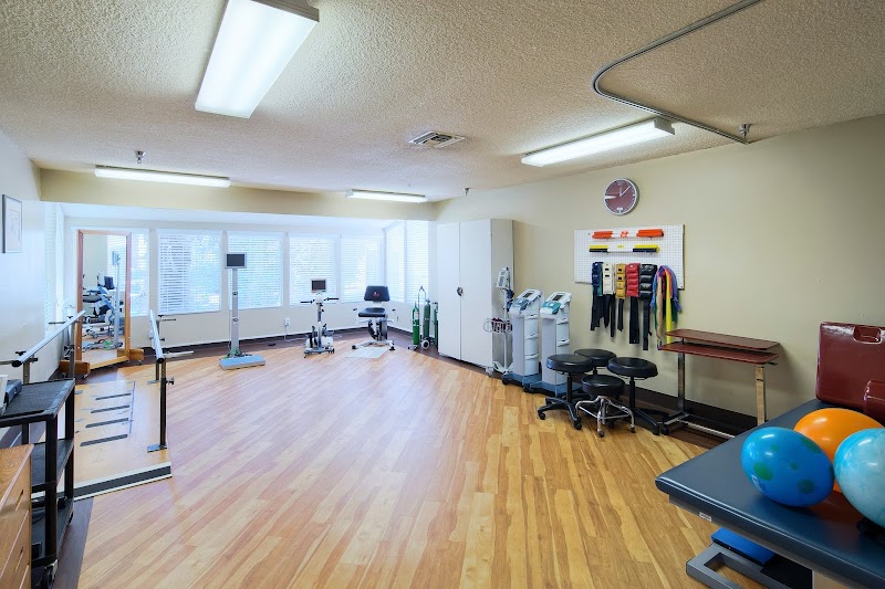 MACLAY HEALTHCARE CENTER nursing home in SYLMAR, CA - Photo 3 of 5