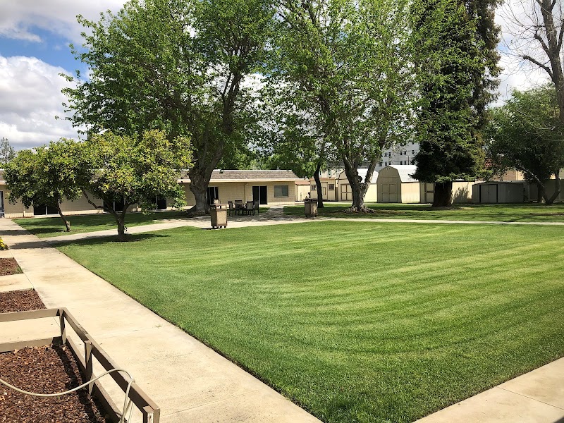 THE ORCHARDS POST-ACUTE nursing home in BAKERSFIELD, CA - Photo 5 of 5