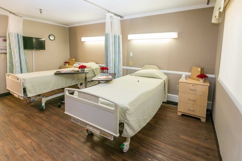 THE HILLS POST ACUTE nursing home in SANTA ANA, CA - Photo 3 of 5