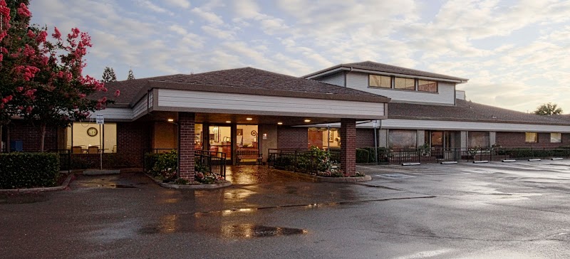PINE CREEK CARE CENTER nursing home in ROSEVILLE, CA - Photo 2 of 10