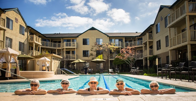BAYWOOD COURT HEALTH CENTER nursing home in CASTRO VALLEY, CA - Photo 2 of 10