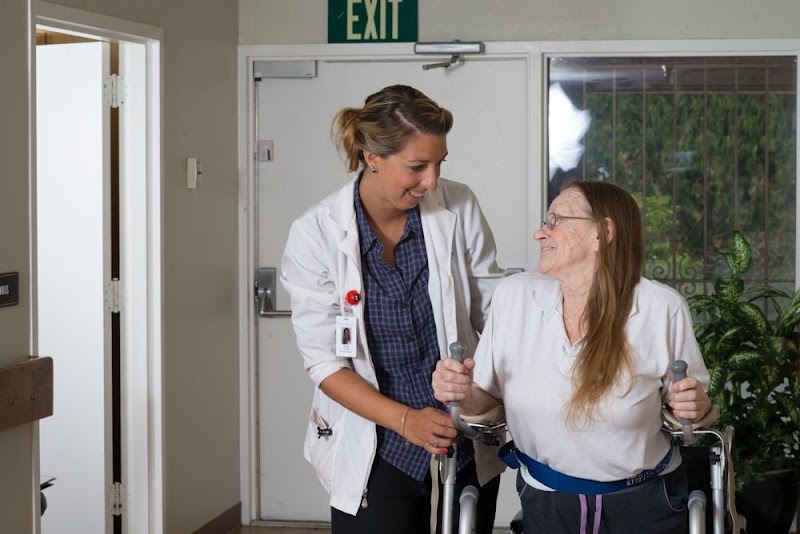 BELLA VISTA HEALTH CENTER nursing home in LEMON GROVE, CA - Photo 2 of 10
