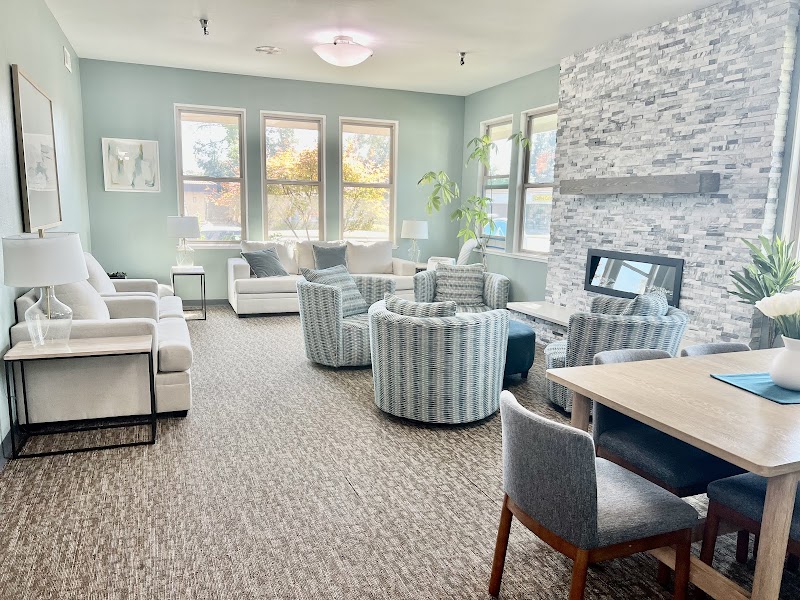MOUNTAIN MANOR SENIOR RESIDENCE nursing home in CARMICHAEL, CA - Photo 4 of 5