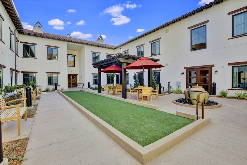 RIDGEVIEW SKILLED NURSING FACILITY nursing home in SAN DIEGO, CA - Photo 2 of 10