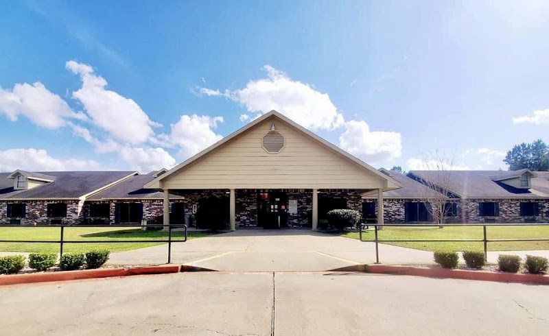 Dogwood Trails Manor nursing home in Woodville, TX - Photo 2 of 5