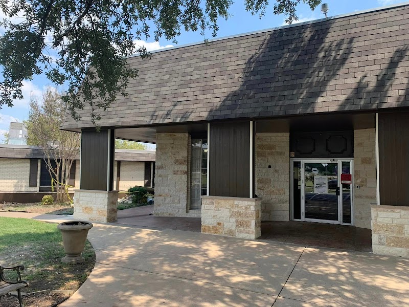 NORTH PARK HEALTH AND REHABILITATION CENTER nursing home in MCKINNEY, TX - Photo 2 of 10