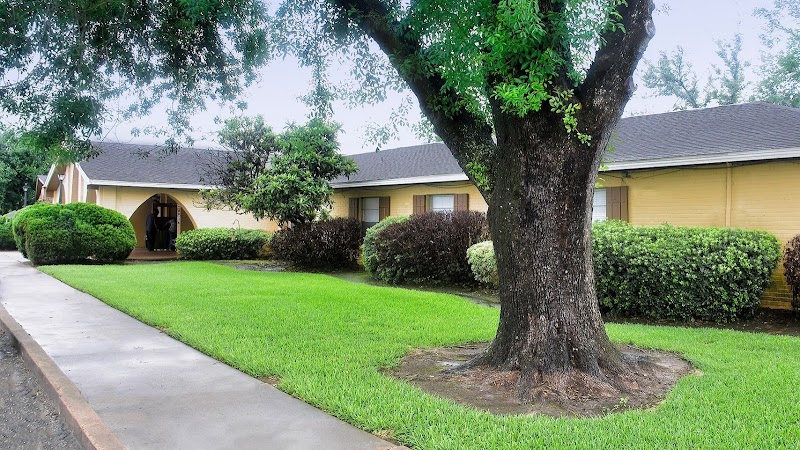 CASCADES AT JACINTO REHAB LP nursing home in HOUSTON, TX - Photo 2 of 4