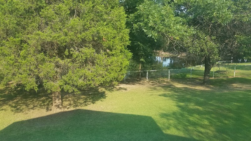 AVIR AT BRADBURN nursing home in GRAND SALINE, TX - Photo 2 of 3