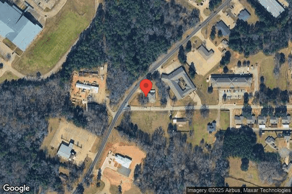 Whispering Pines Lodge nursing home in Longview, TX - Photo 1 of 5