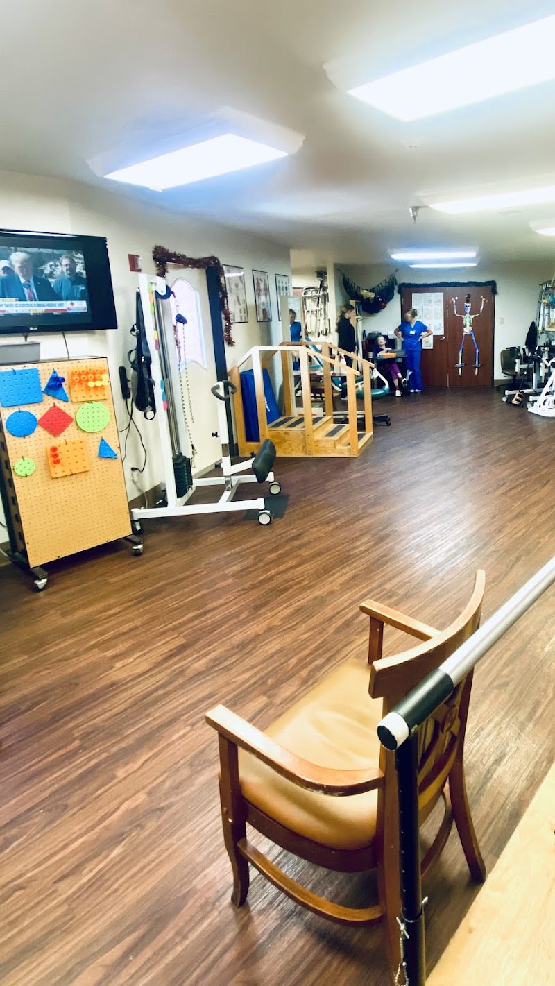Whispering Pines Lodge nursing home in Longview, TX - Photo 5 of 5
