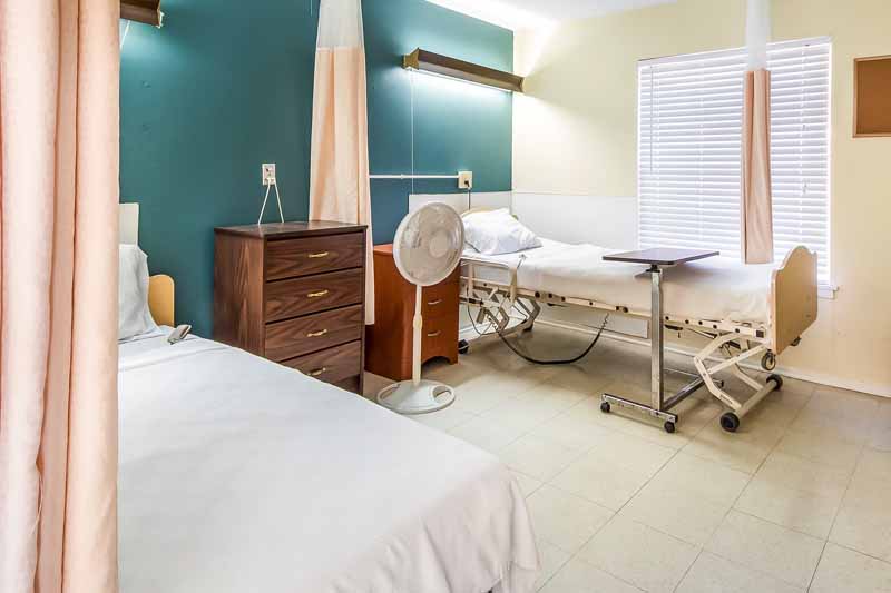 PLEASANTON SOUTH NURSING AND REHABILITATION nursing home in PLEASANTON, TX - Photo 3 of 5