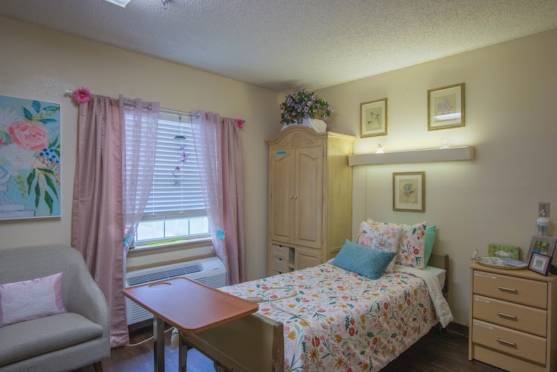 WOODLAND PARK NURSING & REHAB nursing home in SHEPHERD, TX - Photo 4 of 5