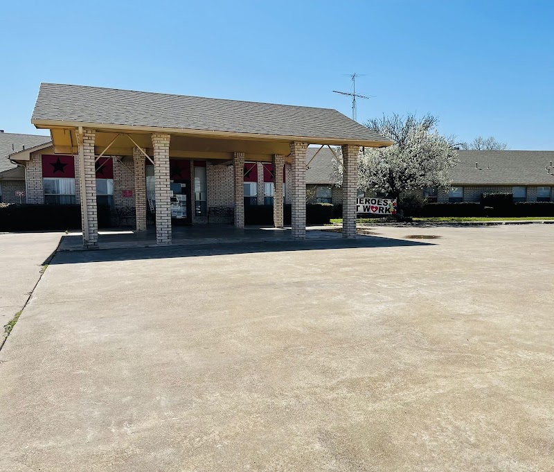 Willow Park Rehabilitation Health Care Center nursing home in Clifton, TX - Photo 4 of 5