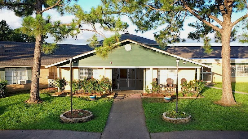 Cascades at Senior Rehab nursing home in Port Arthur, TX - Photo 2 of 2