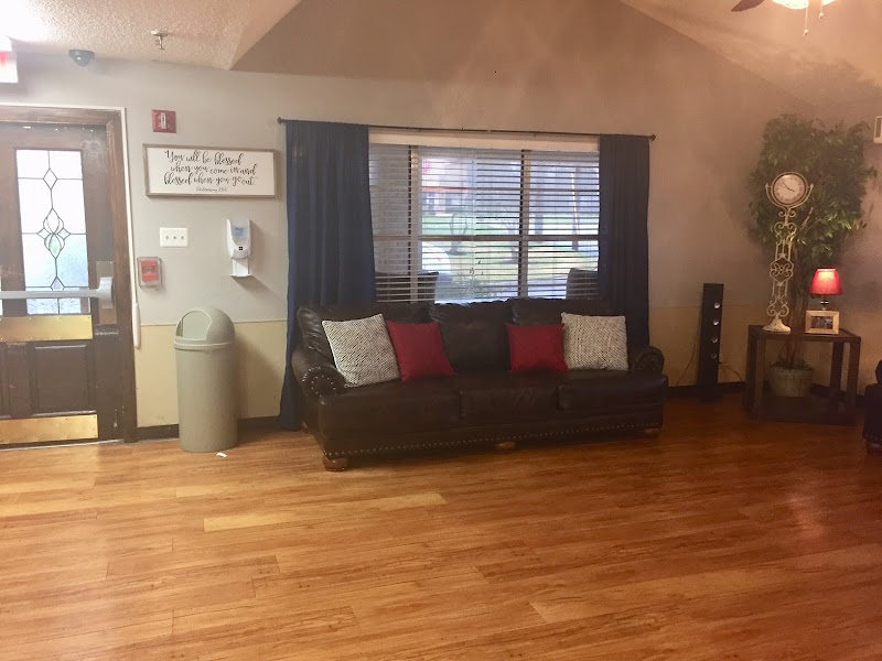 CONROE HEALTH CARE CENTER nursing home in CONROE, TX - Photo 5 of 5