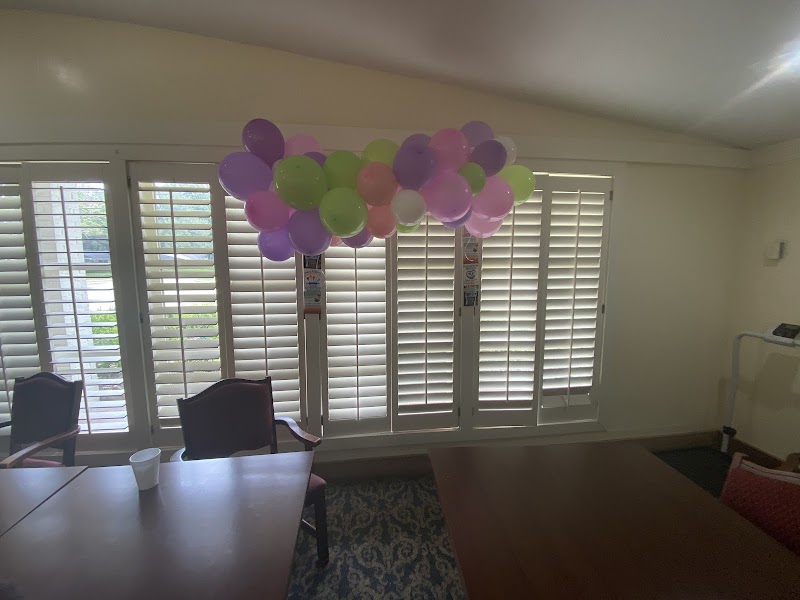 Fort Bend Healthcare Center nursing home in Rosenberg, TX - Photo 3 of 5