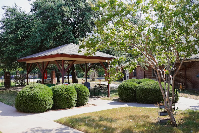 CROSS TIMBERS REHABILITATION AND HEALTHCARE CENTER nursing home in FLOWER MOUND, TX - Photo 5 of 5