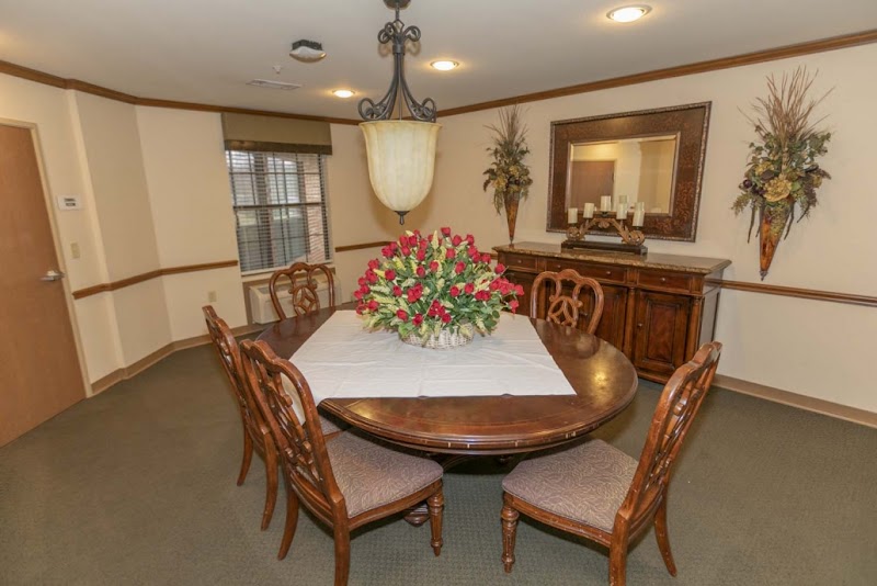 LEGEND HEALTHCARE AND REHABILITATION - GREENVILLE nursing home in GREENVILLE, TX - Photo 3 of 5