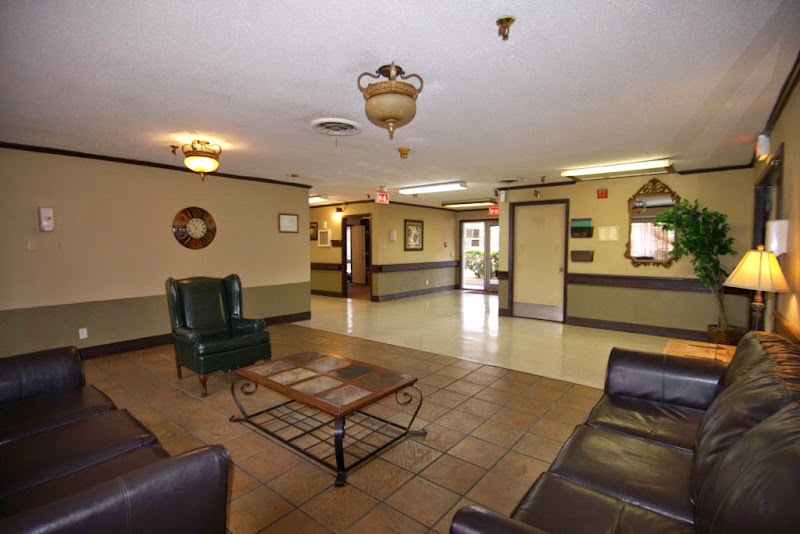 MANSFIELD NURSING & REHABILITATION CENTER nursing home in MANSFIELD, TX - Photo 4 of 5