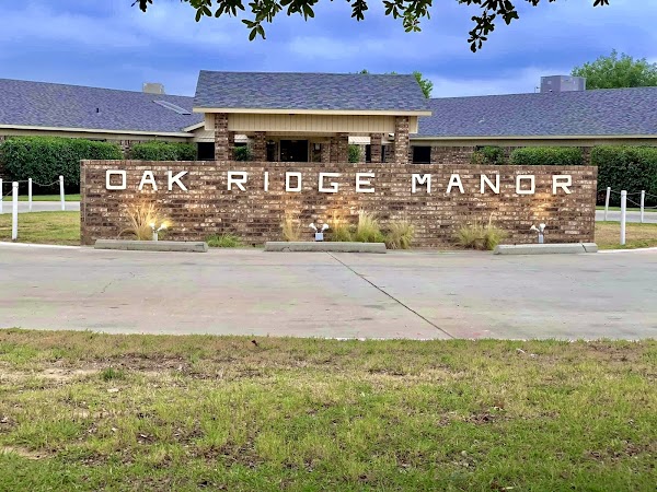 OAK RIDGE MANOR nursing home in BROWNWOOD, TX - Photo 1 of 6