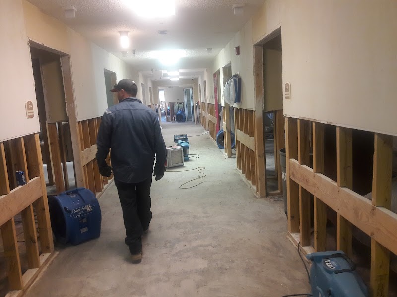 COLUMBUS OAKS HEALTHCARE COMMUNITY nursing home in COLUMBUS, TX - Photo 5 of 10
