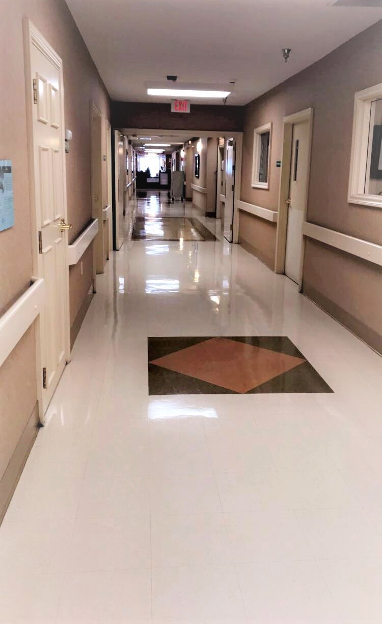 HUEBNER CREEK HEALTH & REHABILITATION CENTER nursing home in SAN ANTONIO, TX - Photo 4 of 5