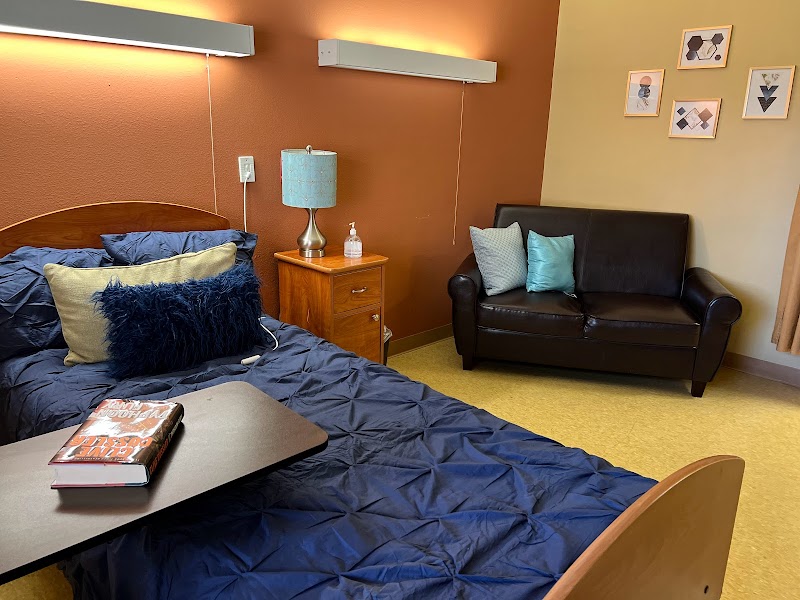CAPSTONE HEALTHCARE ESTATES AT VETERANS MEMORIAL nursing home in HOUSTON, TX - Photo 2 of 10