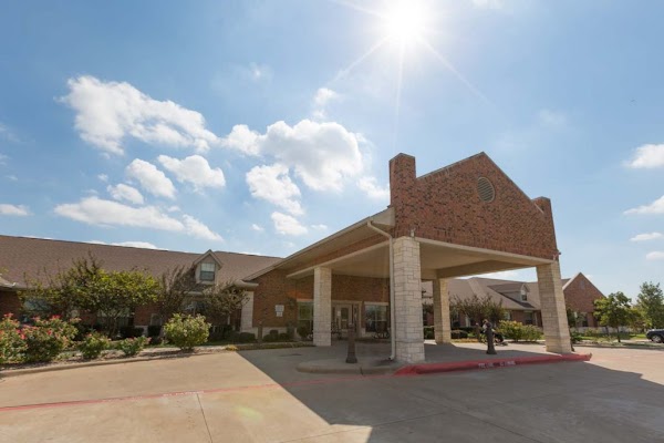 LEGEND OAKS HEALTHCARE AND REHABILITATION - ENNIS nursing home in ENNIS, TX - Photo 1 of 10
