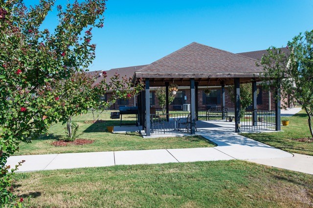 THE RIO AT MISSION TRAILS nursing home in SAN ANTONIO, TX - Photo 5 of 5