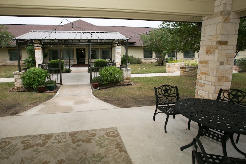 LEGEND OAKS HEALTHCARE AND REHABILITATION - WEST S nursing home in SAN ANTONIO, TX - Photo 4 of 10
