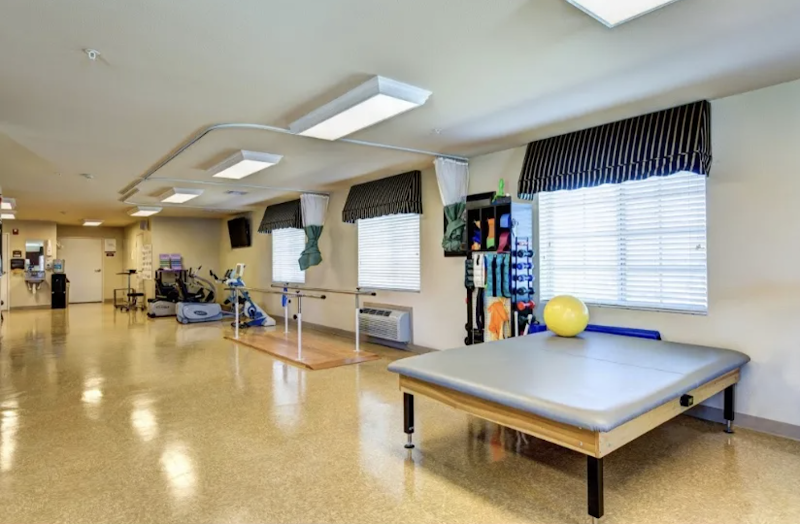 HUNTERS POND REHABILITATION AND HEALTHCARE nursing home in SAN ANTONIO, TX - Photo 5 of 5