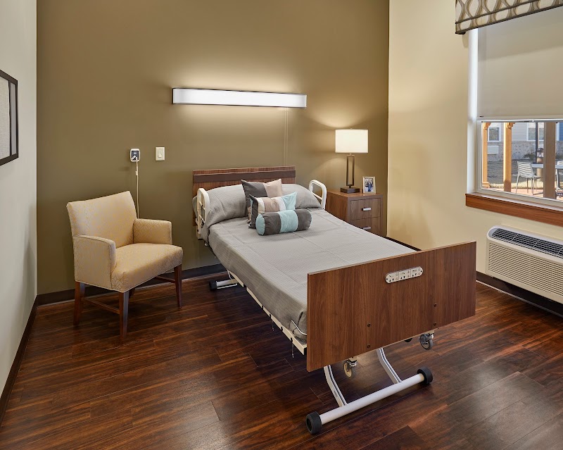 HOUSTON TRANSITIONAL CARE nursing home in HOUSTON, TX - Photo 5 of 10