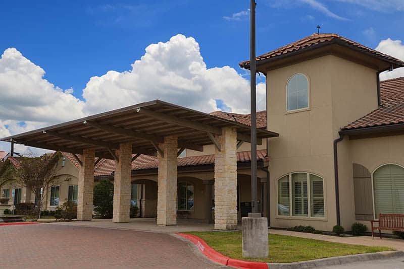 Thrive Rehabilitation of Pearland nursing home in Pearland, TX - Photo 2 of 6