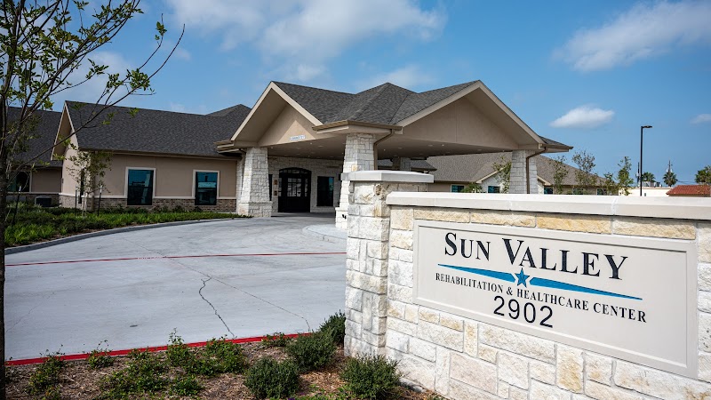 SUN VALLEY REHABILITATION AND HEALTHCARE CENTER nursing home in HARLINGEN, TX - Photo 3 of 10